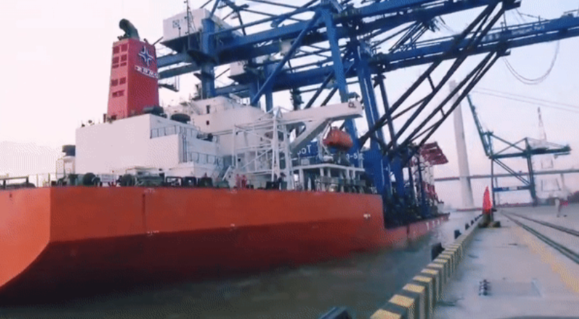 新装备get，作业能力up！东莞港再添大型设备