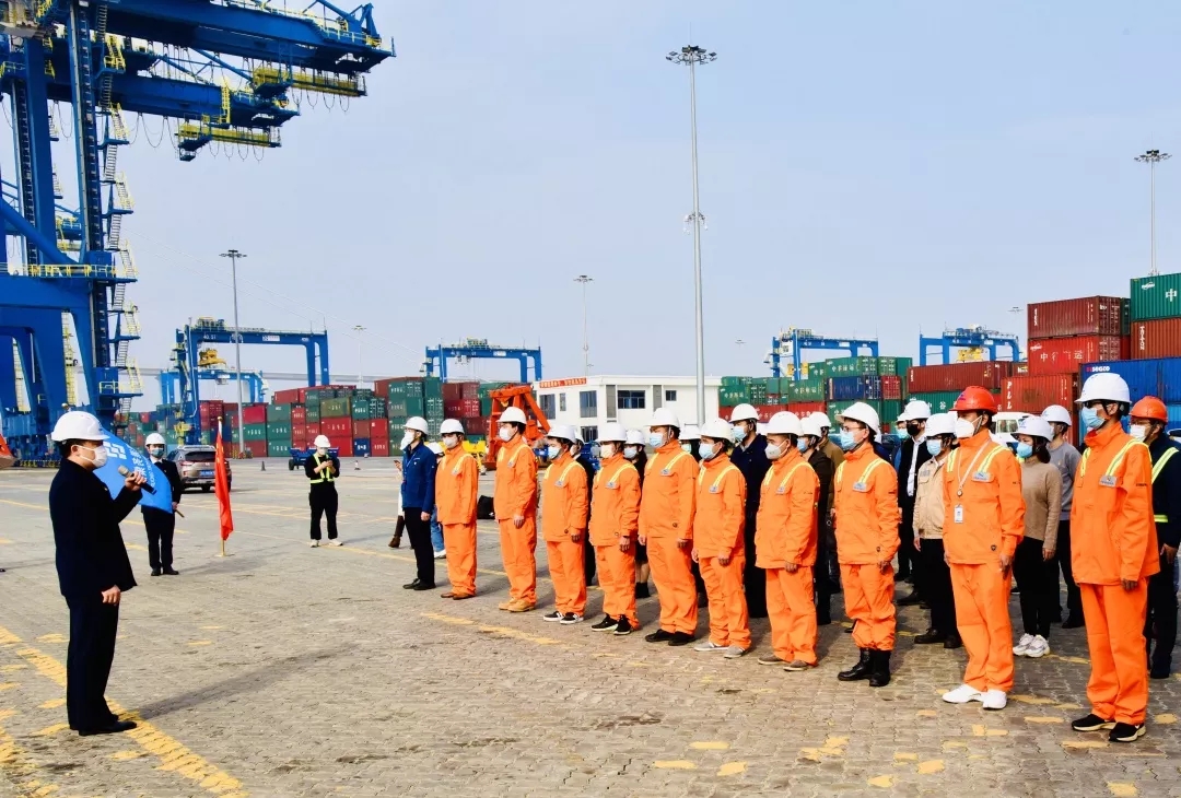 环球ug娱乐第二批“疫情防控”志愿者再出发