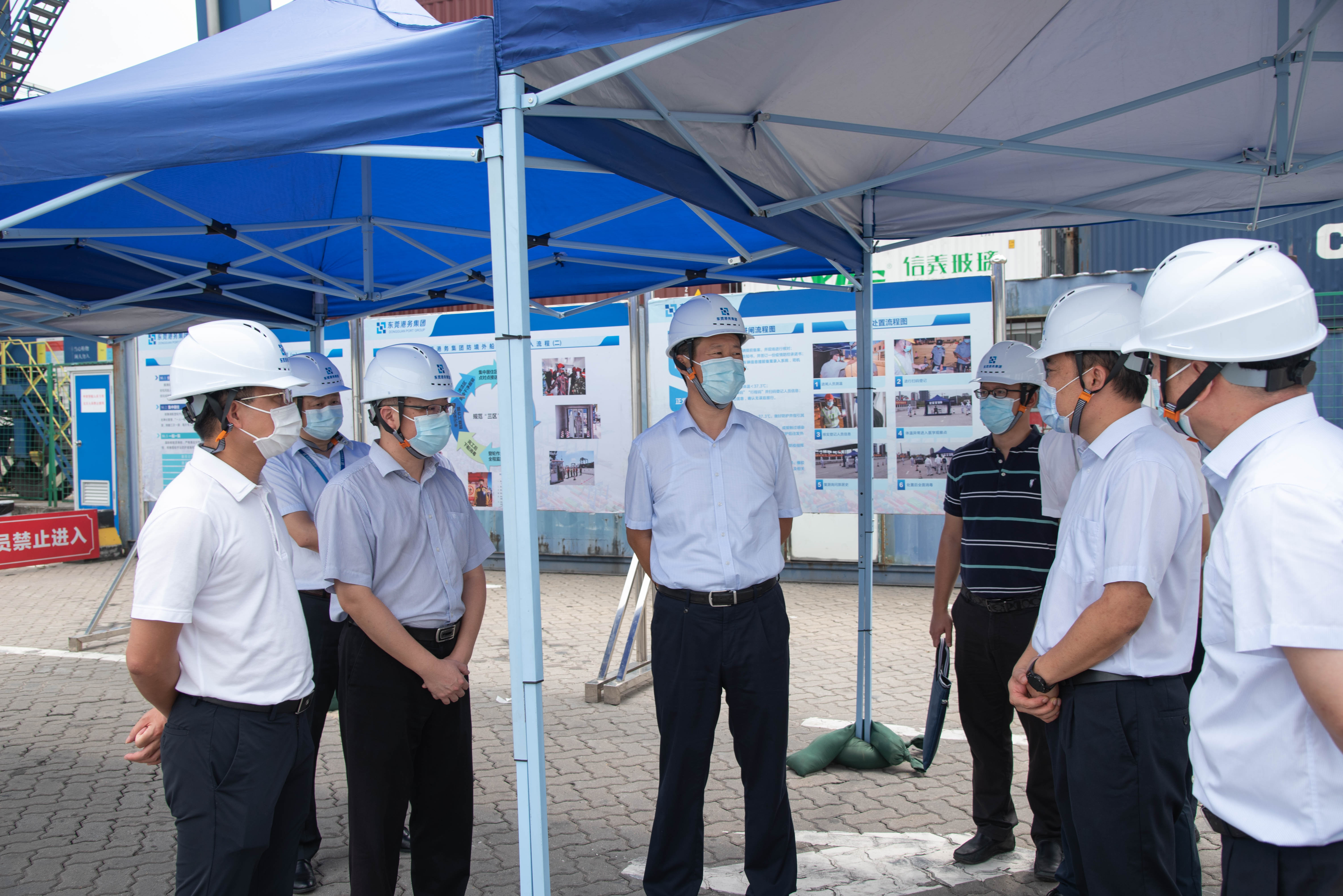 王长青副市长到环球ug娱乐督导调研疫情防控工作