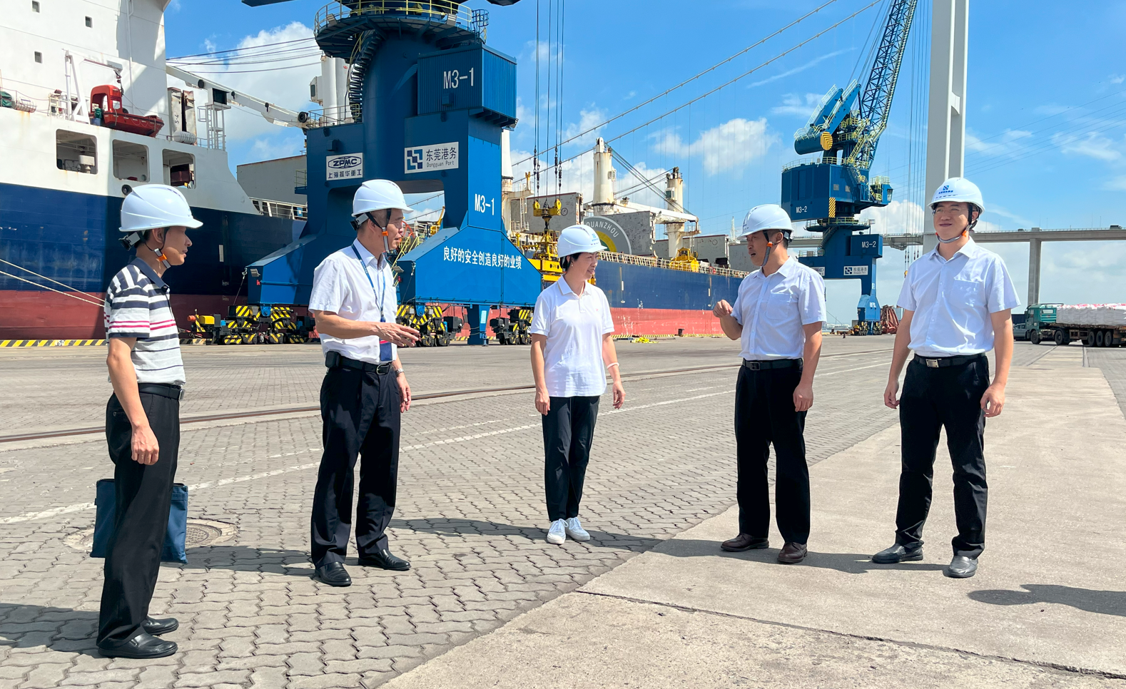 市国资委纪检组赴港务集团督查安全生产责任制落实情况