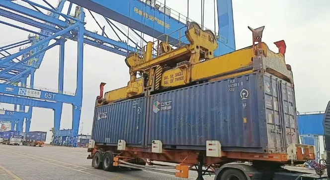 东莞港首开印尼至湖北海铁联运通道——9000吨原料高效抵鄂