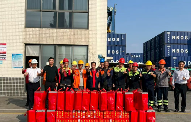 交控集团领导到港务集团慰问春节期间坚守岗位的干部职工